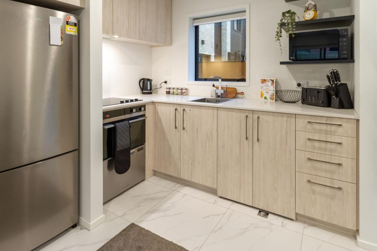 Executive Suite On Lichfield Street - 2 Bed 2 Bath Крайстчърч Екстериор снимка