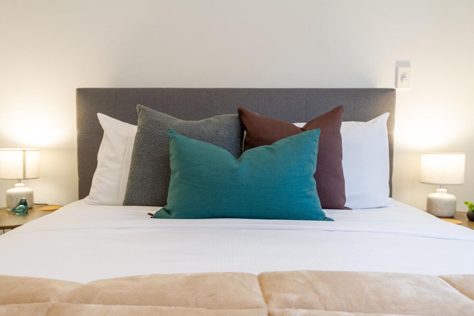 Executive Suite On Lichfield Street - 2 Bed 2 Bath Крайстчърч Екстериор снимка
